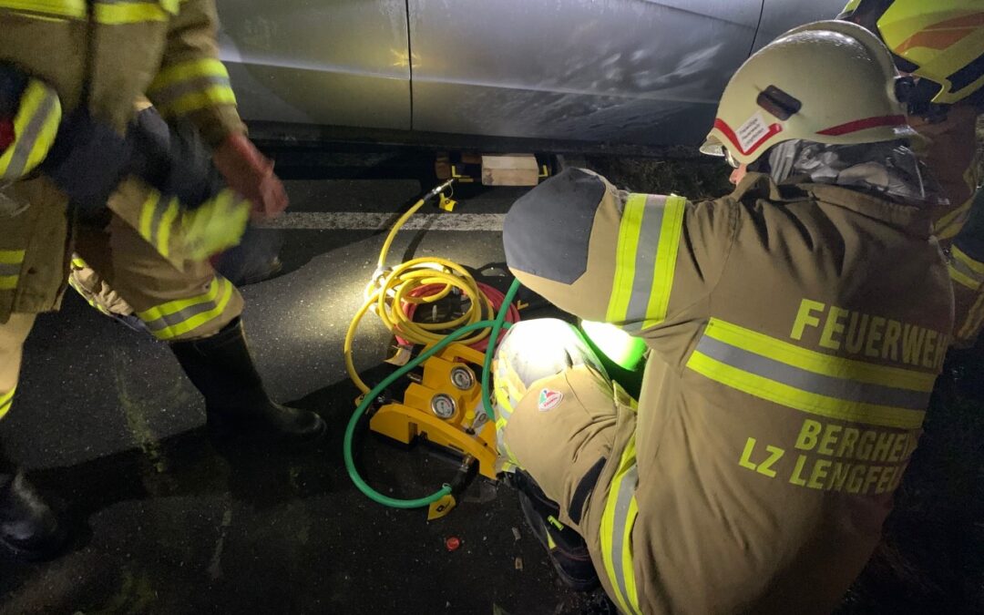 Fahrzeugbergung Uferweg